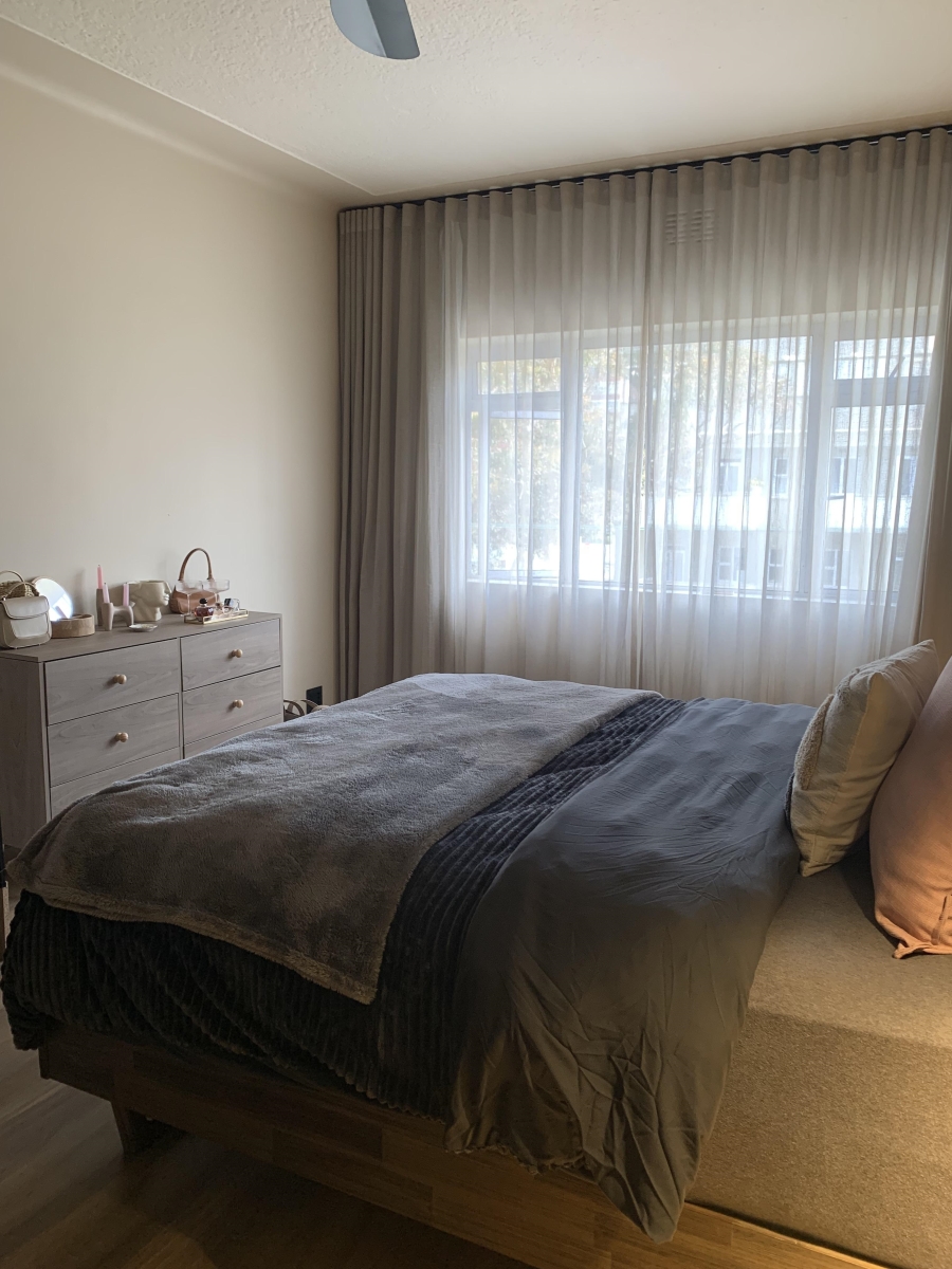 To Let 3 Bedroom Property for Rent in Sea Point Western Cape